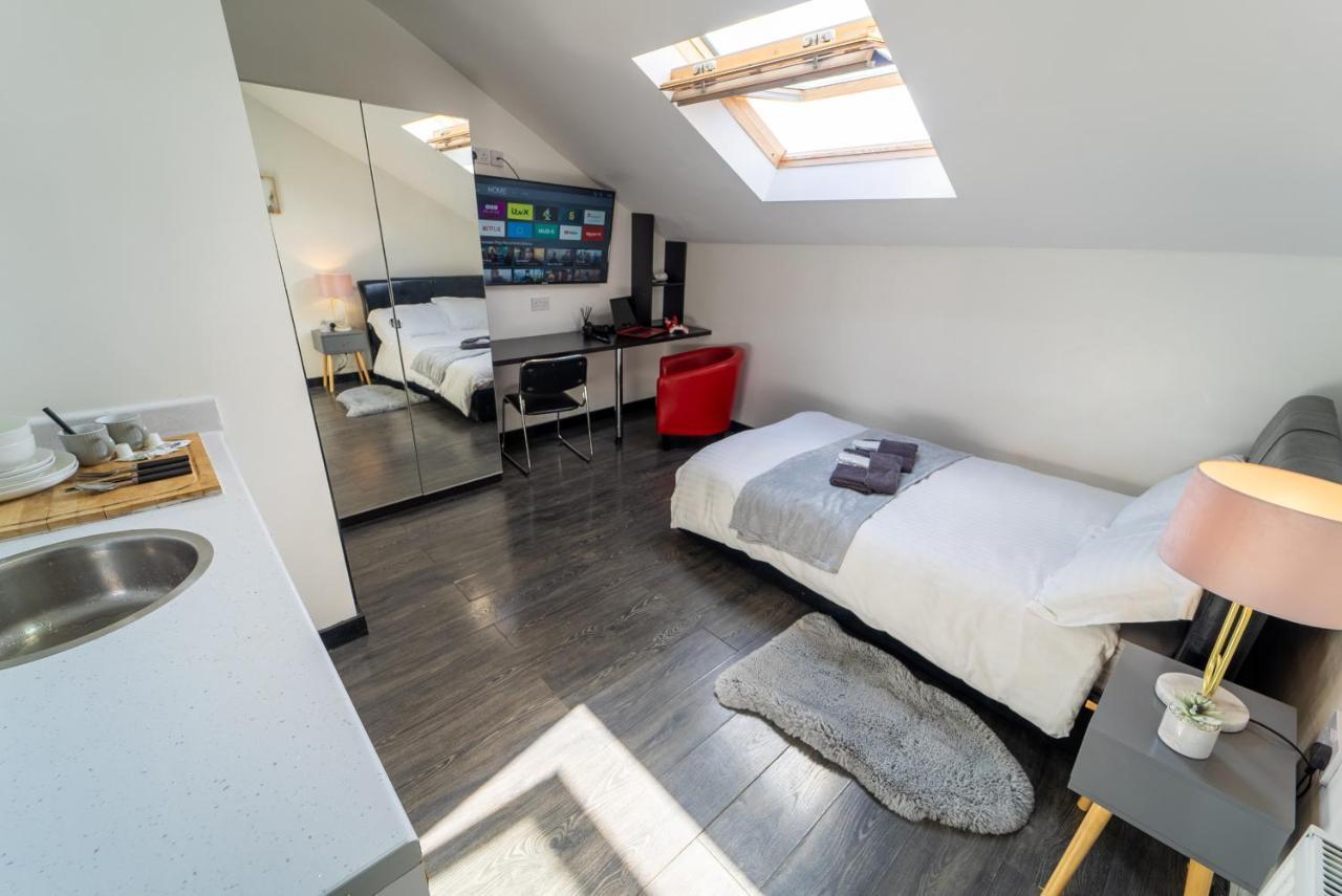 Staysa Equipped Studios Near Qe And Uob In Guesthouse Close To The City! Birmingham Oda fotoğraf